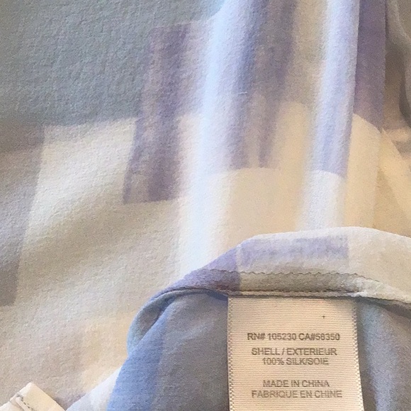 Blouse, Joie, sheer silk, button down, long sleeve - Picture 4 of 5